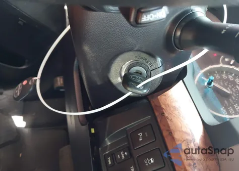 2016 Toyota Tundra Platinum 5.7L V8 z USA, uszkodzony, nr VIN 5TFAY5F15GX501283